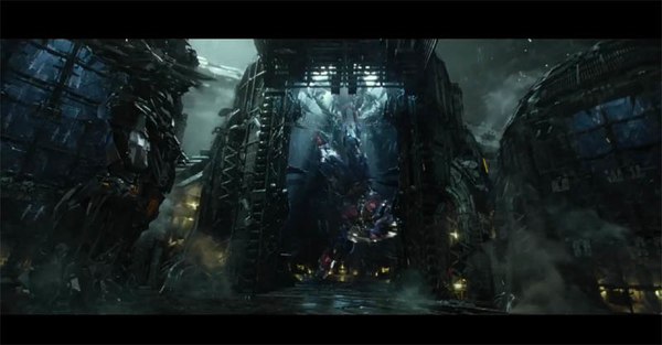 Transformers 4 Age Of Extinction   Super Bowl XLVII Trailer Premier Image  (23 of 32)